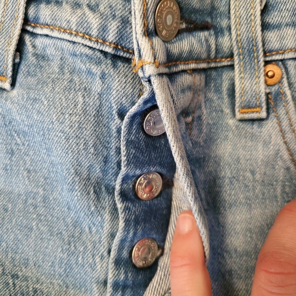 Levi's 501 Size 27 Cropped Straight Distressed JEans - Picture 2 of 9